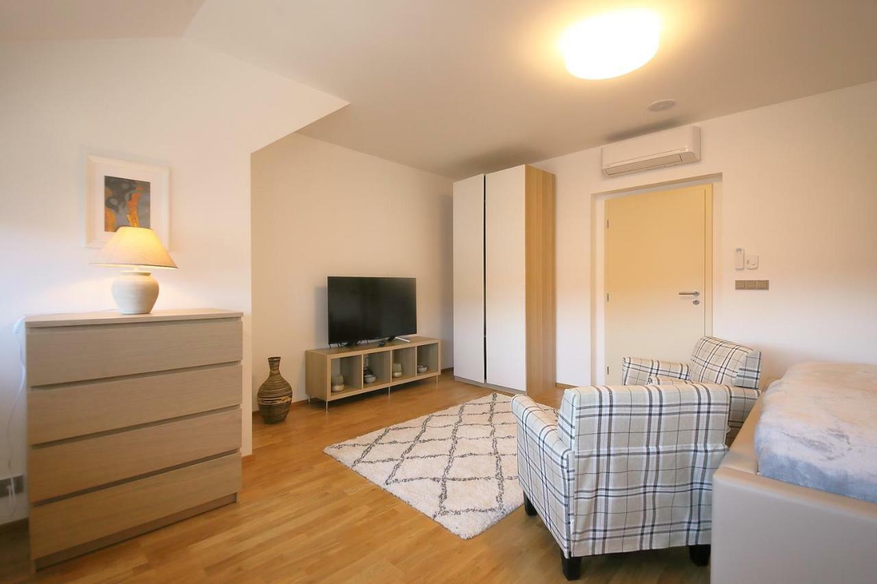 Expat House * 布拉格