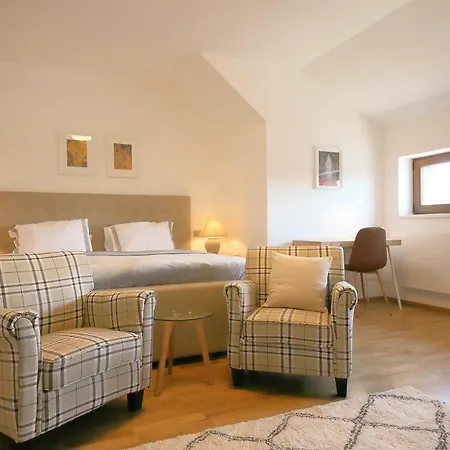 Prague Expat House Apartment Exterior photo